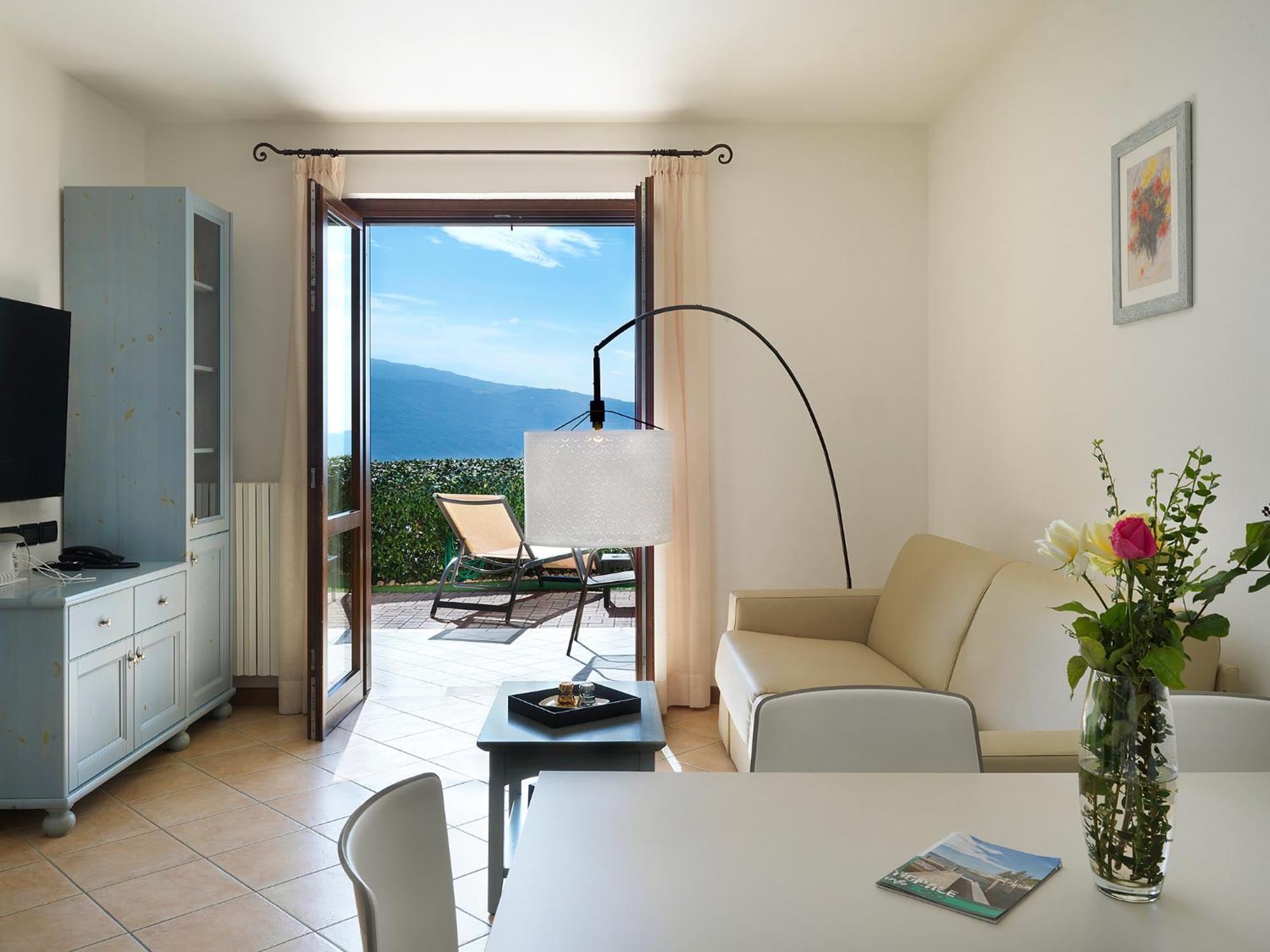 Residence Besass, Gtsgroup Tignale Eksteriør bilde