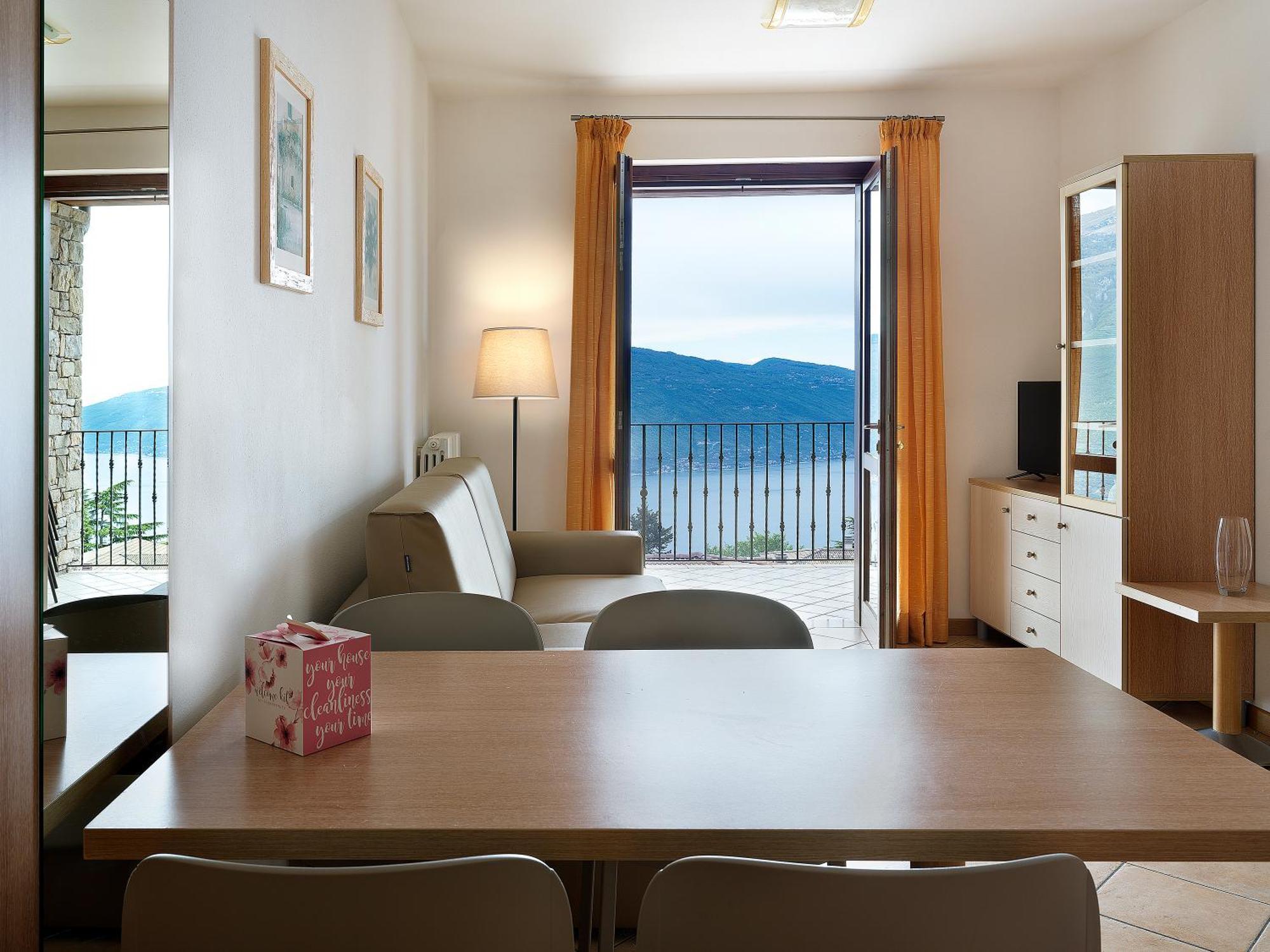 Residence Besass, Gtsgroup Tignale Eksteriør bilde
